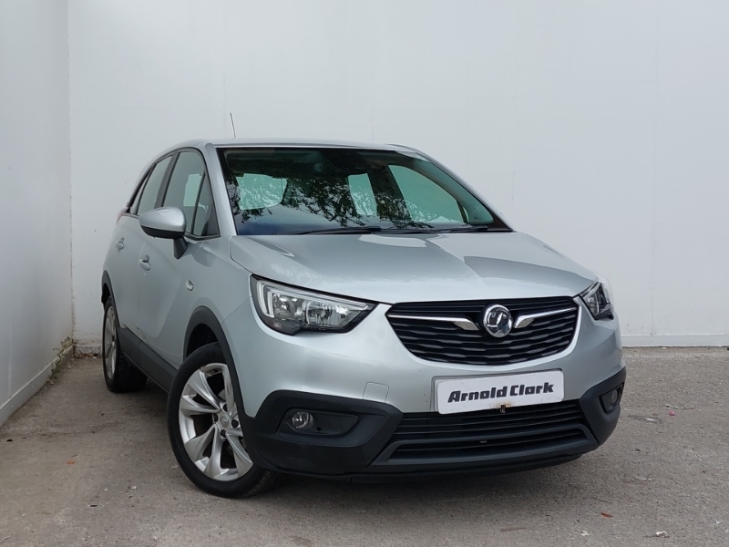 Compare Vauxhall Crossland X 1.2 Se DS18FXW Silver