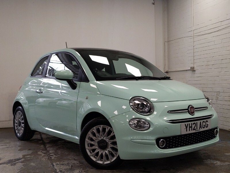 Compare Fiat 500 1.0 Mild Hybrid Lounge YH21AGG Green
