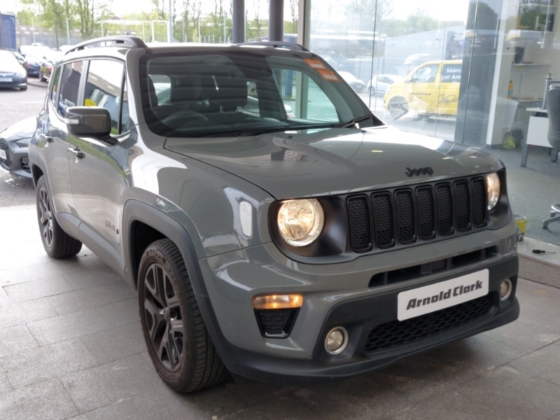Compare Jeep Renegade 1.0 T3 Gse Night Eagle II M31AYR Grey
