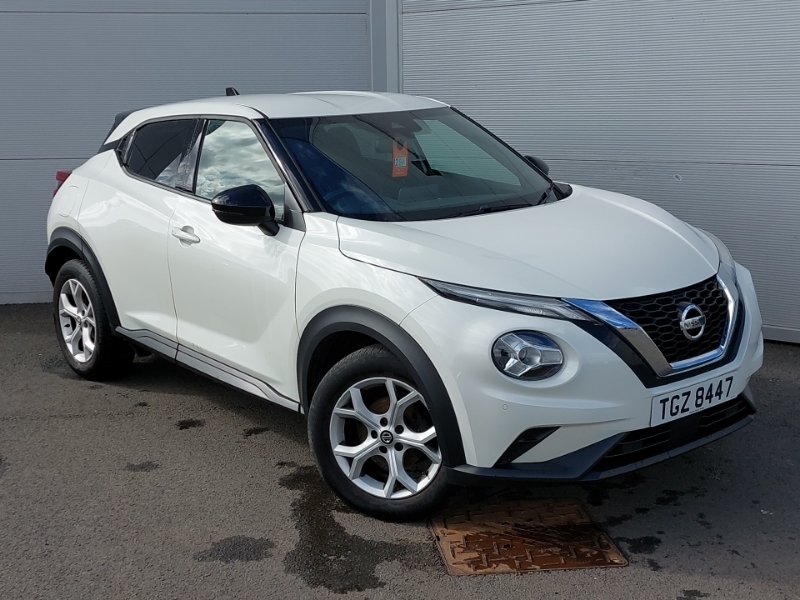 Compare Nissan Juke 1.0 Dig-t 114 N-connecta TGZ8447 White