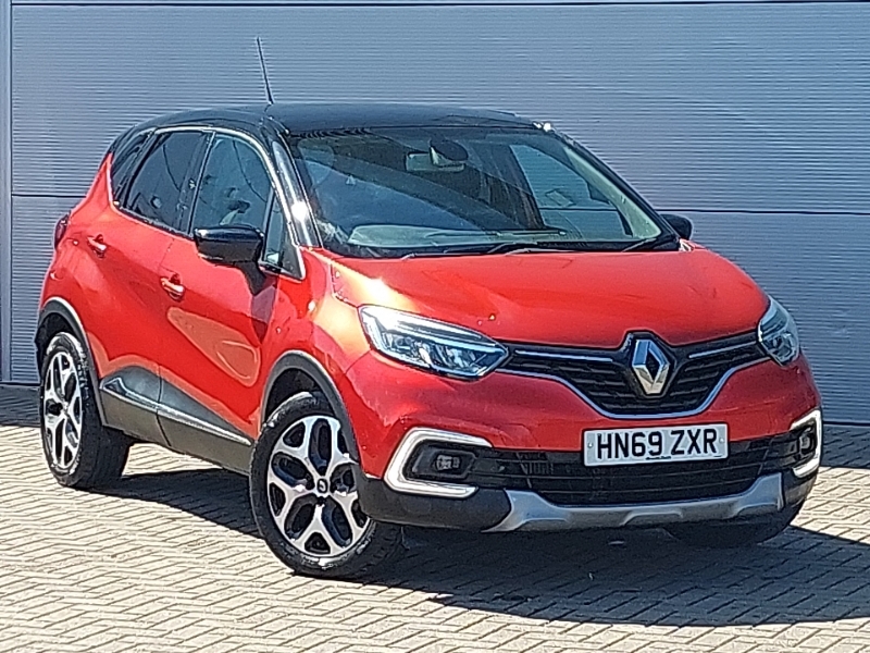Compare Renault Captur 0.9 Tce 90 Gt Line HN69ZXR Red