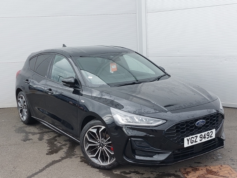 Compare Ford Focus 1.0 Ecoboost St-line X YGZ9492 Black