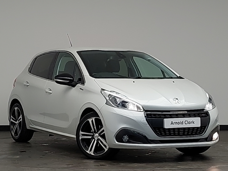 Compare Peugeot 208 1.2 Puretech 110 Gt Line 6 Speed SG19WRP White