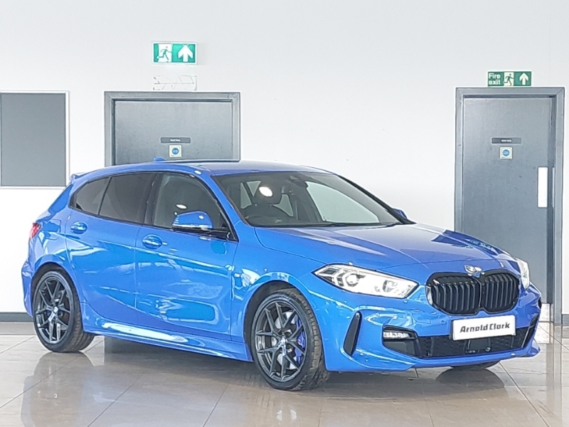 Compare BMW 1 Series 118I M Sport Step SE70EWW Blue