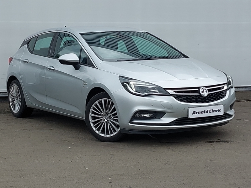 Compare Vauxhall Astra 1.6T 16V 200 Elite Nav DY68EES Silver