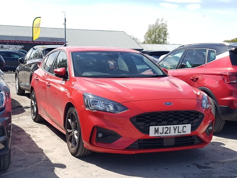 Compare Ford Focus 1.5 Ecoblue 120 St-line Edition MJ21YLC Red