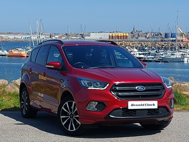 Compare Ford Kuga Kuga St-line Tdci GN67ZLU Red