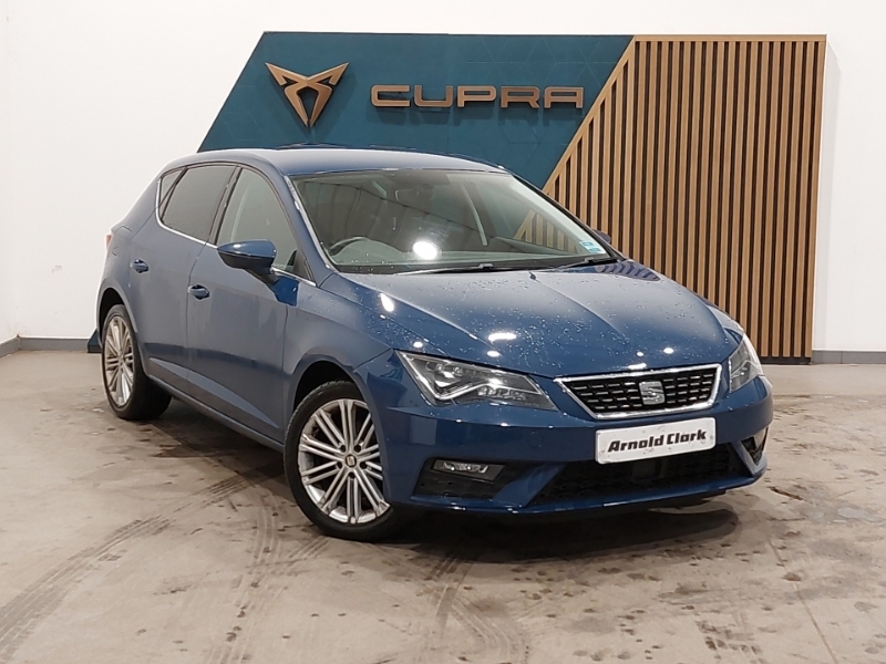 Compare Seat Leon 1.4 Tsi 125 Xcellence Technology DF17LSN Blue
