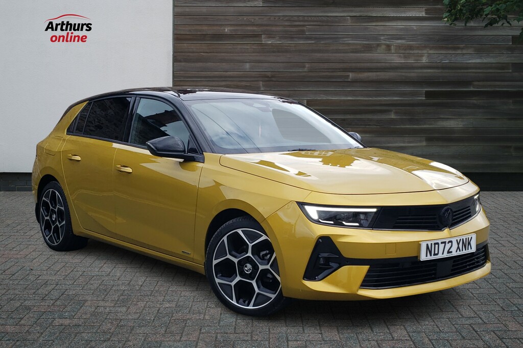 Compare Vauxhall Astra 1.2 Turbo 130 Ultimate ND72XNK Yellow