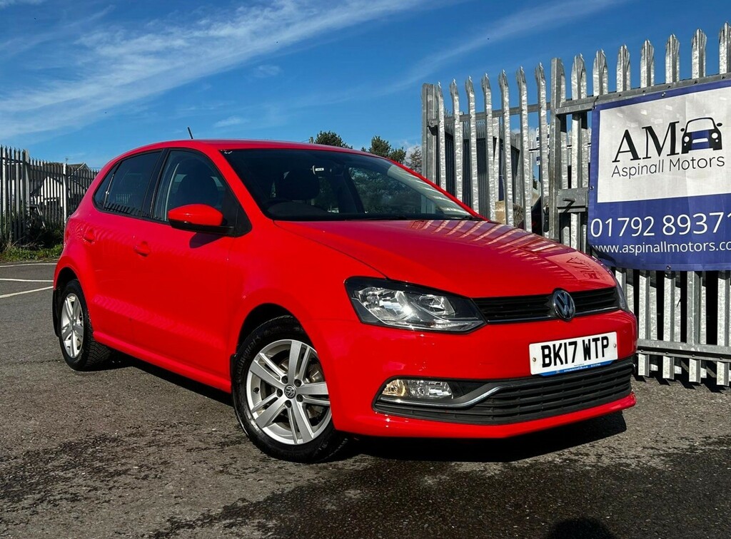Volkswagen Polo Polo Match Edition Tsi Red #1