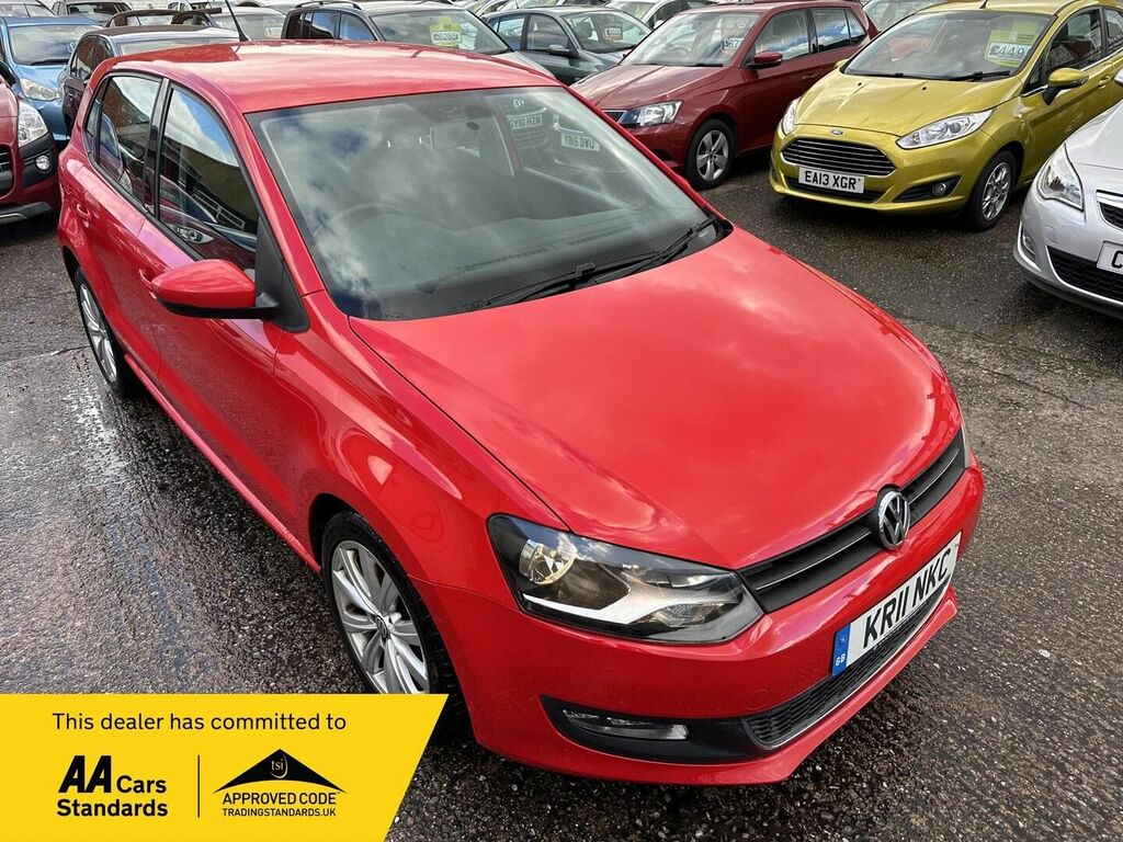 Compare Volkswagen Polo Polo Sel 85 KR11NKC Red