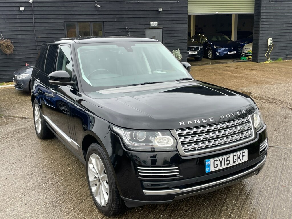 Compare Land Rover Range Rover 4.4 Sdv8 Vogue Se Executive Rear Pack GY15GKF Black