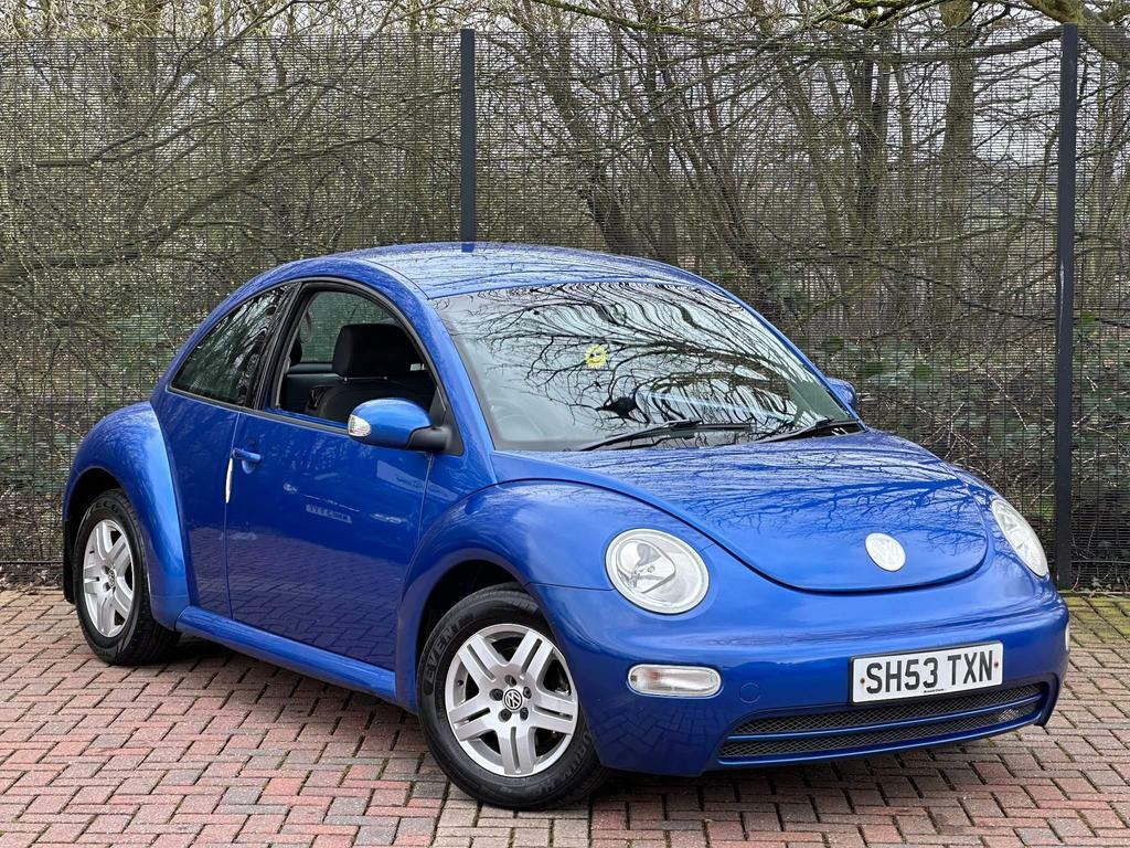 Compare Volkswagen Beetle 1.4 16V Euro 4 SH53TXN Blue