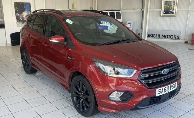 Compare Ford Kuga St-line X Tdci SA68VSD Red