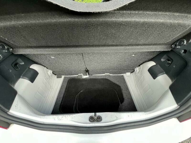 Skoda Citigo Hatchback 1.0 Mpi Elegance Asg Euro 5 201262 White #1