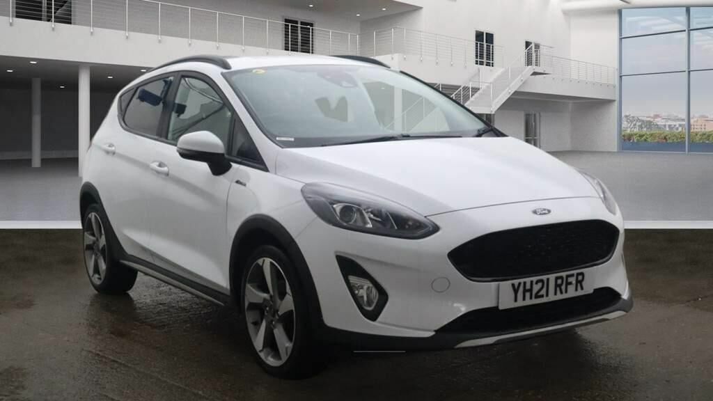 Compare Ford Fiesta 1.0T Ecoboost YH21RFR White