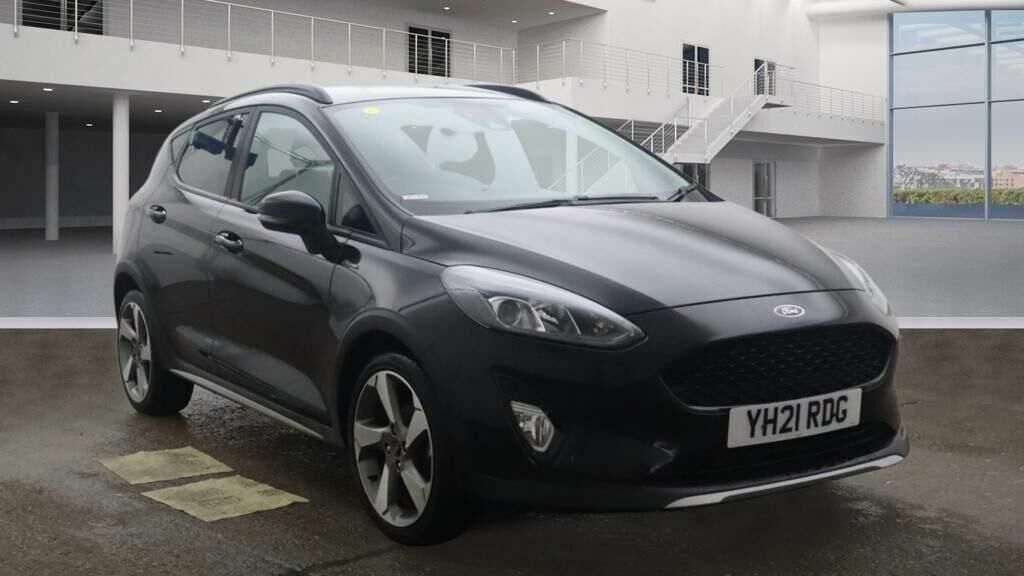 Compare Ford Fiesta 1.0T Ecoboost YH21RDG Black