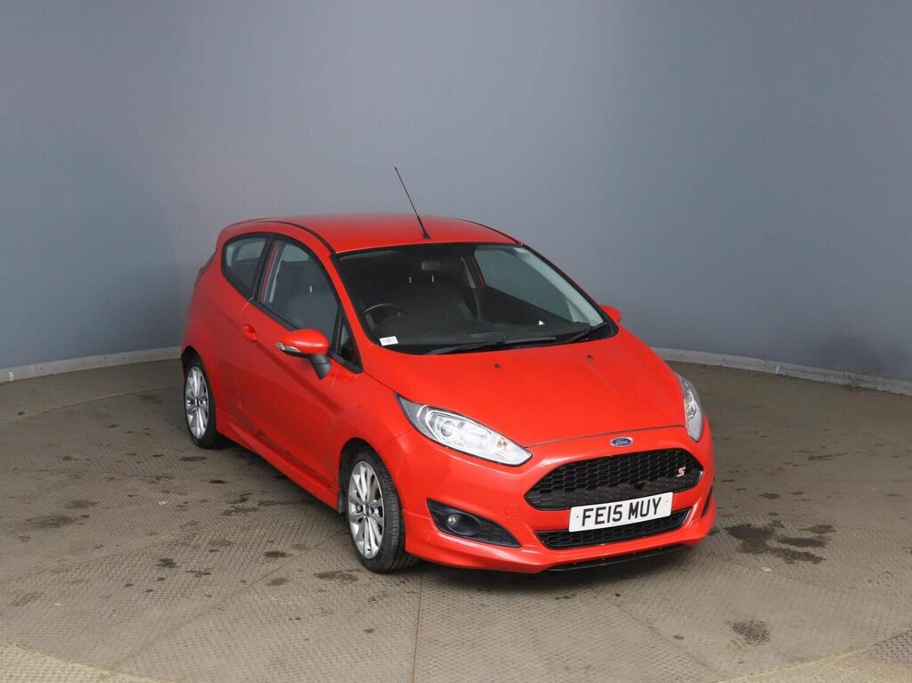 Compare Ford Fiesta Hatchback FE15MUY Red