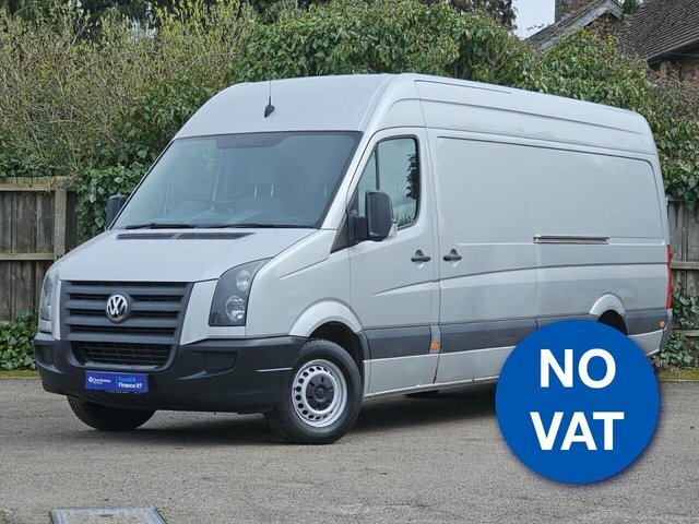 Compare Volkswagen Crafter 2.5 Cr35 Blue Tdi GL10PYG Silver