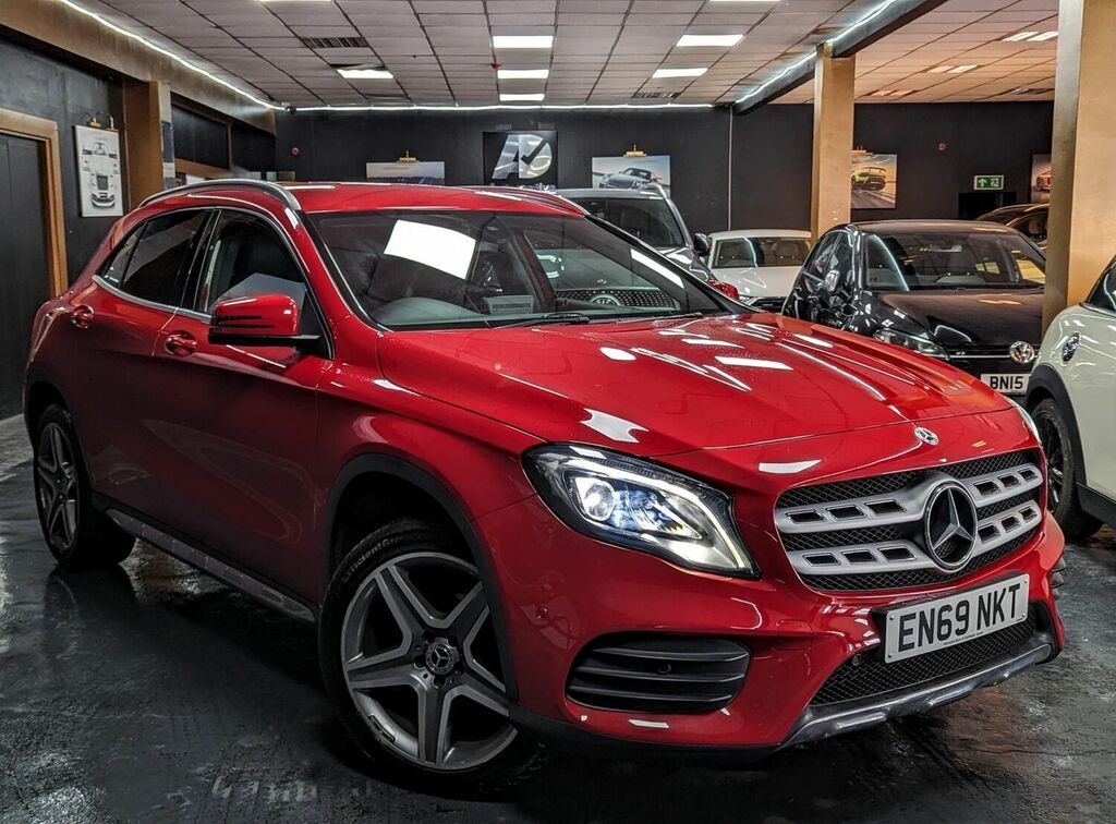 Compare Mercedes-Benz GLA Class Gla 180 Amg Line Edition EN69NKT Red