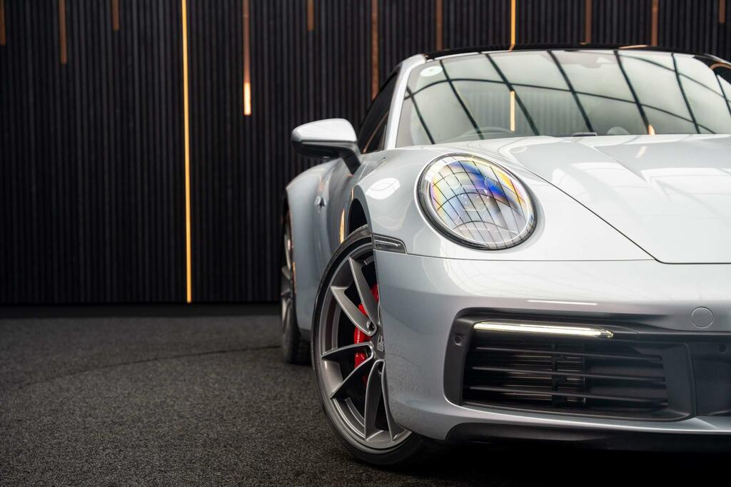 Compare Porsche 911 911 Carrera S PPF954 Silver
