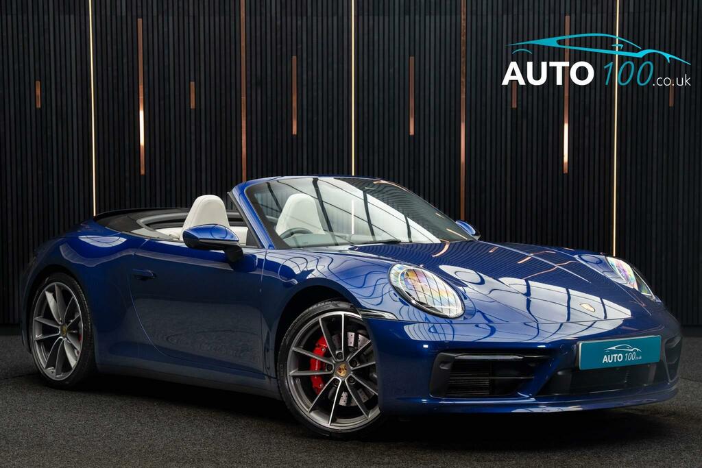Compare Porsche 911 911 Carrera S GN70WCK Blue