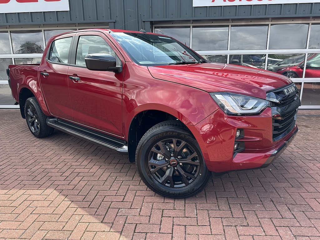 Compare Isuzu D-Max V-cross Double Cab N373  Red