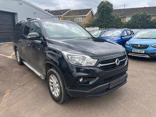 Compare SsangYong Musso Double Cab Pick Up Rhino Awd VU21AYD Black