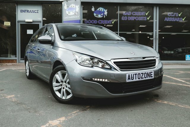 Compare Peugeot 308 SW 1.2 Puretech Ss Sw Active 130 Bhp YM17BHD Grey