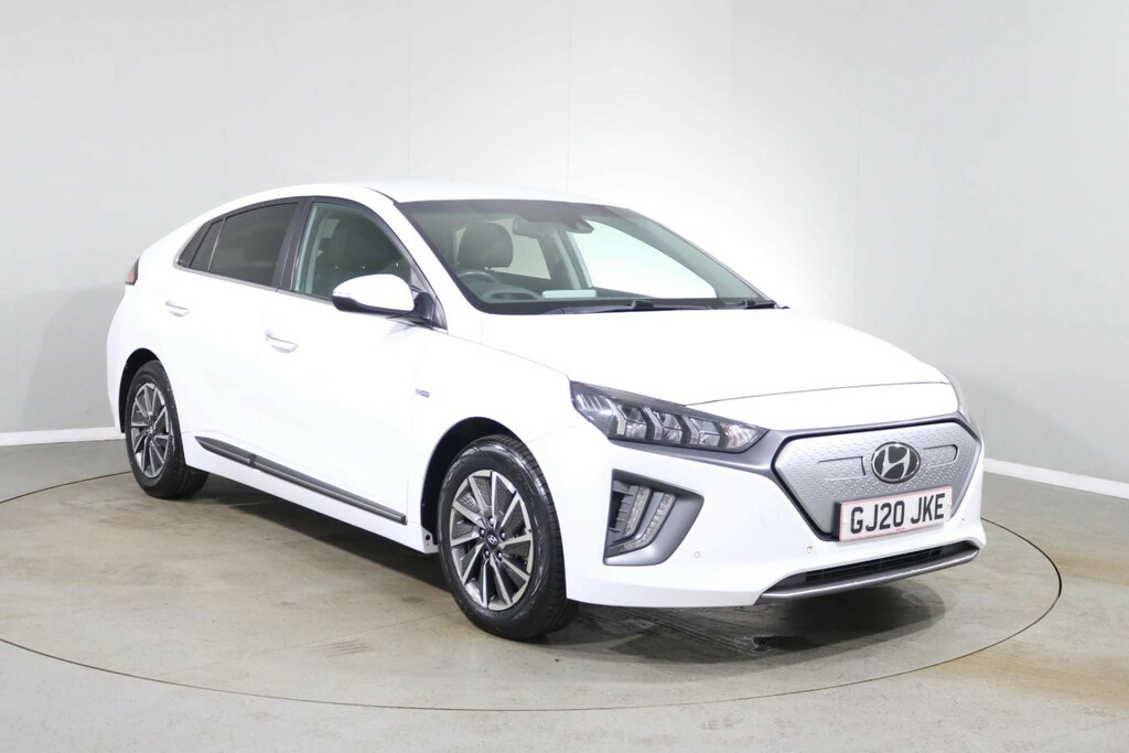 Compare Hyundai Ioniq Premium Se GJ20JKE White
