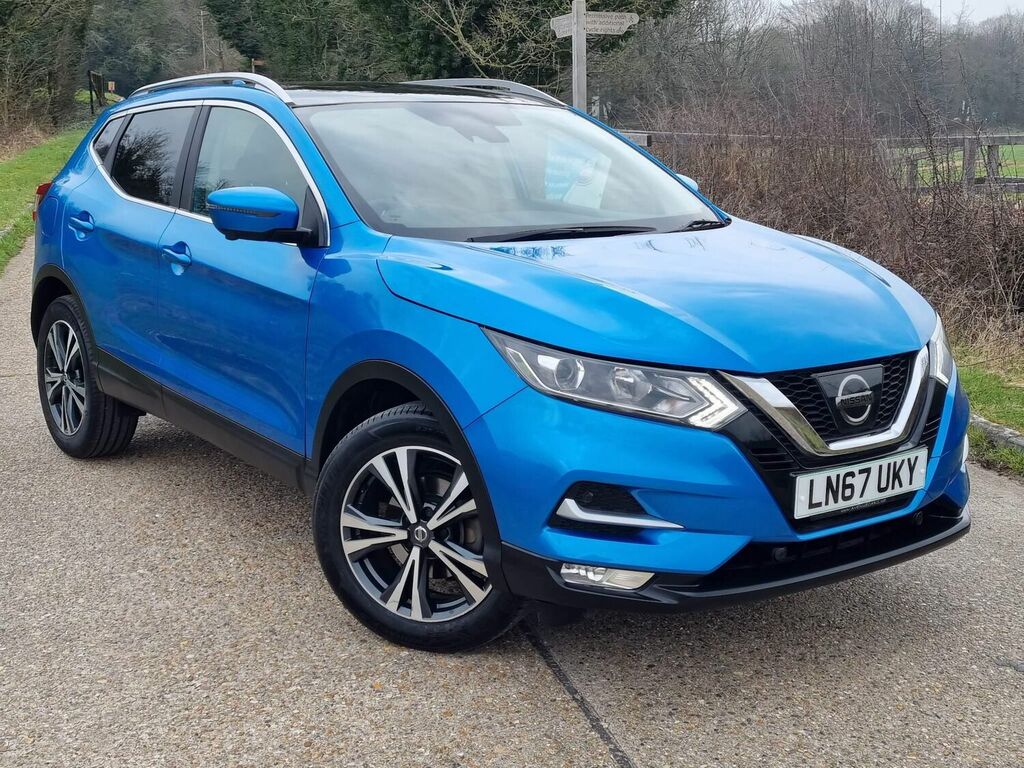 Compare Nissan Qashqai Suv 1.2 Dig-t N-connecta Euro 6 Ss 201767 LN67UKY Blue