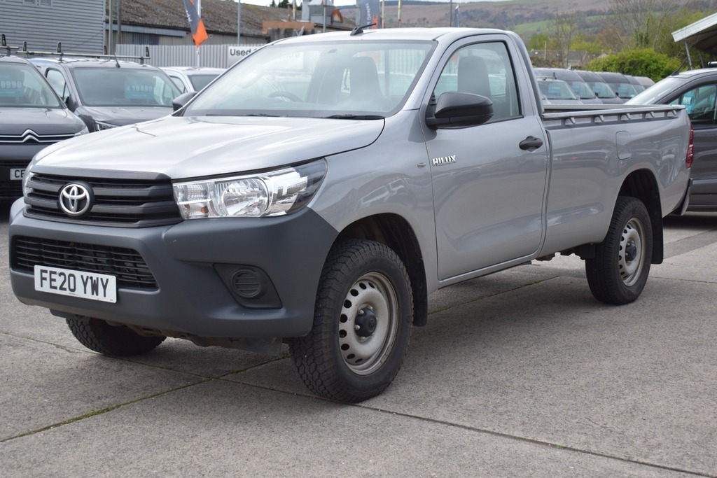 Toyota HILUX Active 4Wd D-4d Single Cab 150 Bhp Silver Euro 6 Silver #1