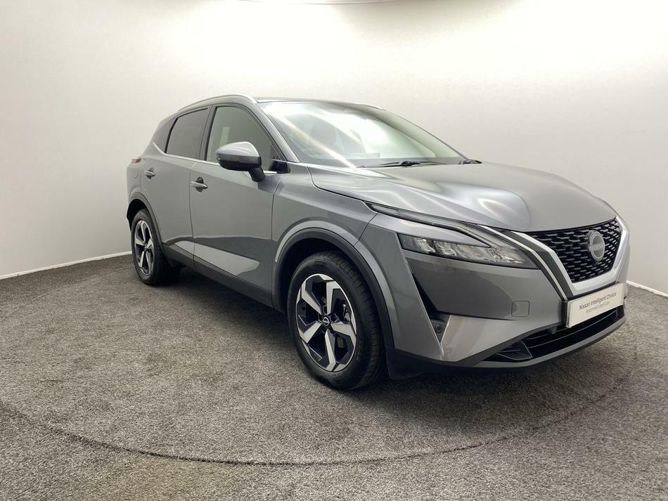 Compare Nissan Qashqai 1.3 Dig-t Mh N-connecta Glass Roof OE72YHP Grey
