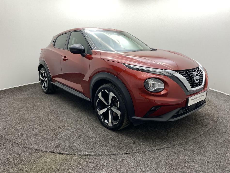 Compare Nissan Juke 1.0 Dig-t 114 Tekna Dct VE71YMP Red