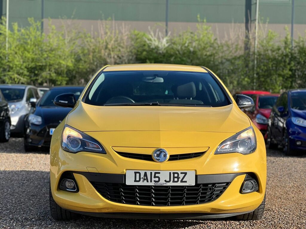 Compare Vauxhall Astra GTC Coupe 1.4I Turbo Limited Edition Euro 6 Ss DA15JBZ Yellow