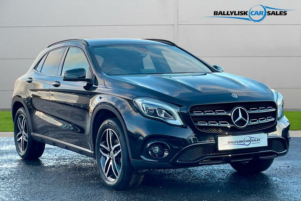 Compare Mercedes-Benz GLA Class Gla 180 Urban Edition In Black With Only 13K OXZ3130 Black