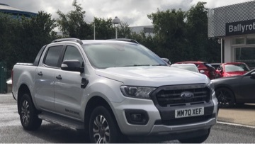 Compare Ford Ranger Pick Up Double Cab Wildtrak 2.0 Ecoblue 213 MM70XEF Silver