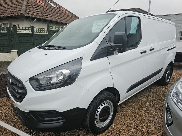 Compare Ford Transit Custom 2.0 Tdci 105Ps Low Roof Van SR68WDL White