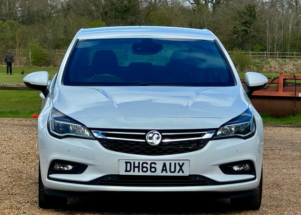 Compare Vauxhall Astra Hatchback 1.4I Turbo Sri Euro 6 Ss 20 DH66AUX White