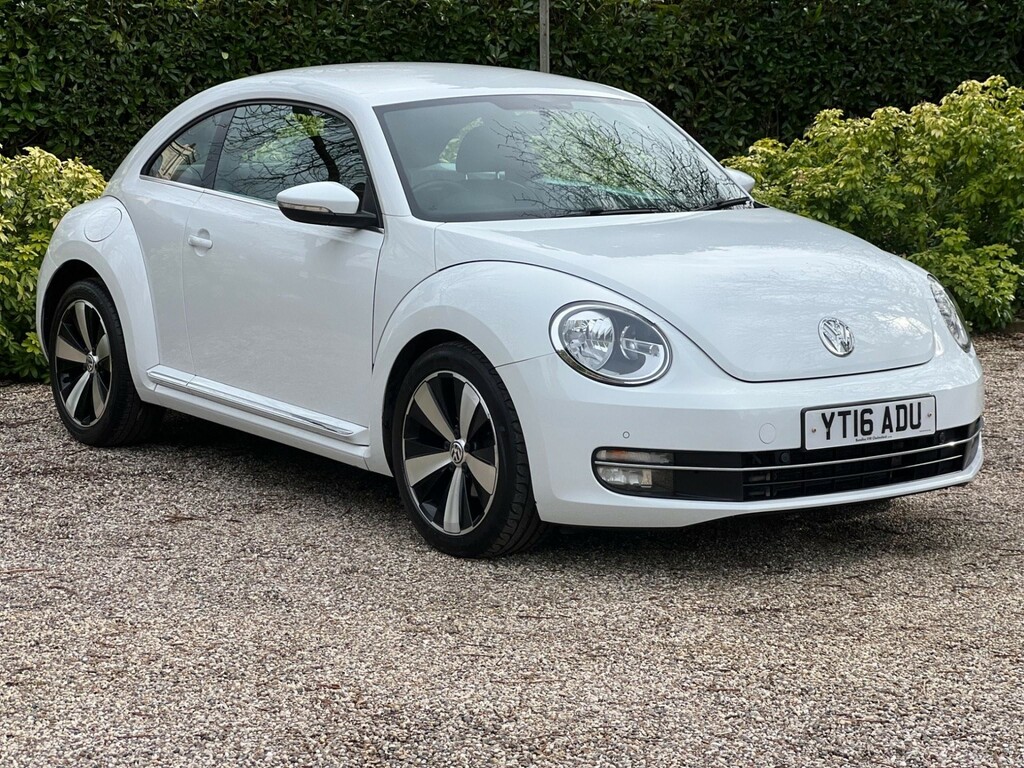 Compare Volkswagen Beetle Design Tsi Bluemotion Technology Dsg YT16ADU White