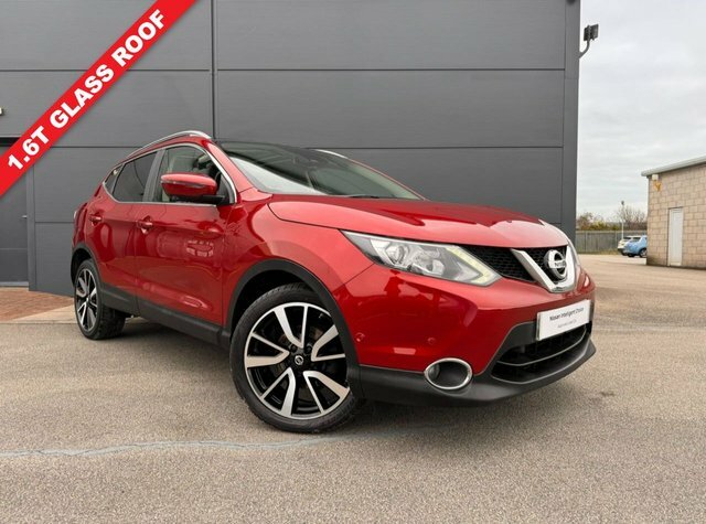 Compare Nissan Qashqai 1.6 Tekna Dig-t 163 Bhp Glass Roof Pack VK66UHD Red