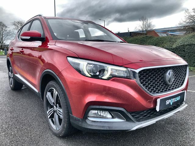 Compare MG ZS Exclusive CK18HKA Red