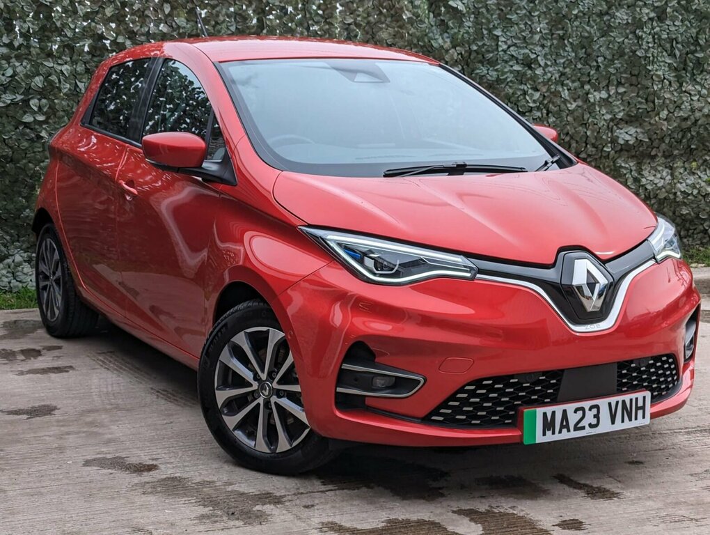 Renault Zoe R135 Ev50 52Kwh Gt Line Rapid Charge Red #1