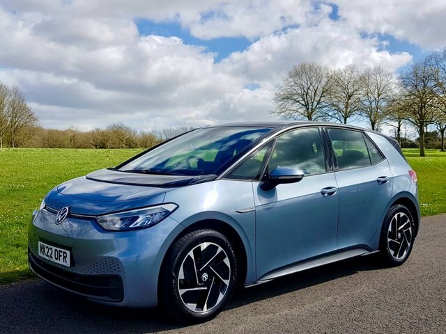 Compare Volkswagen ID.3 Performance 58Kwh Life Hatchback MK22OFR Blue
