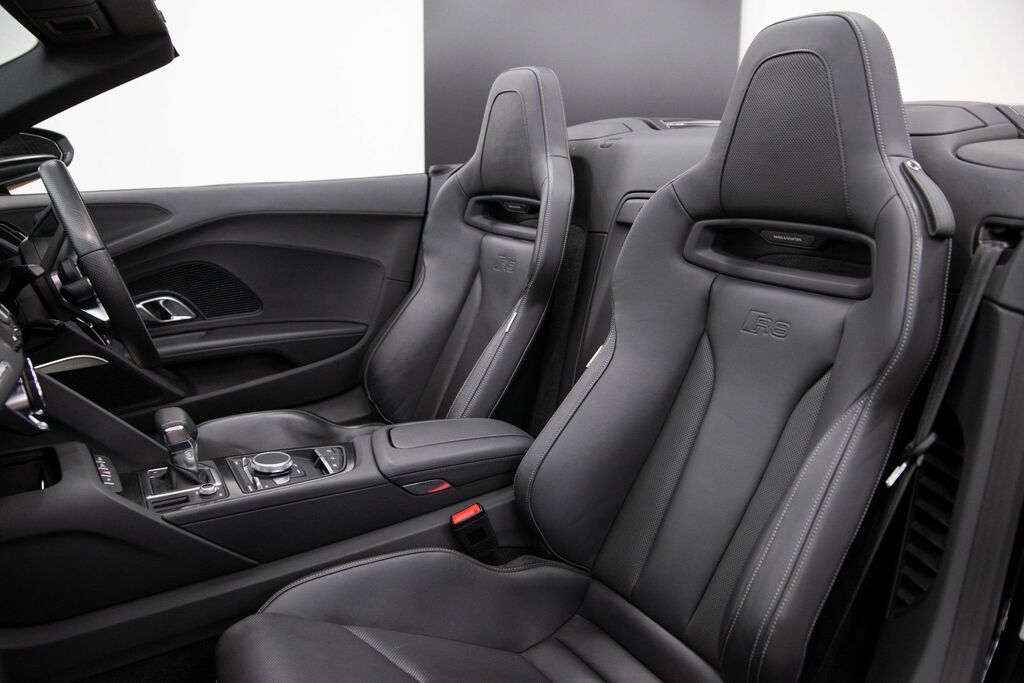 Compare Audi R8 Automatic GD21DWP Black