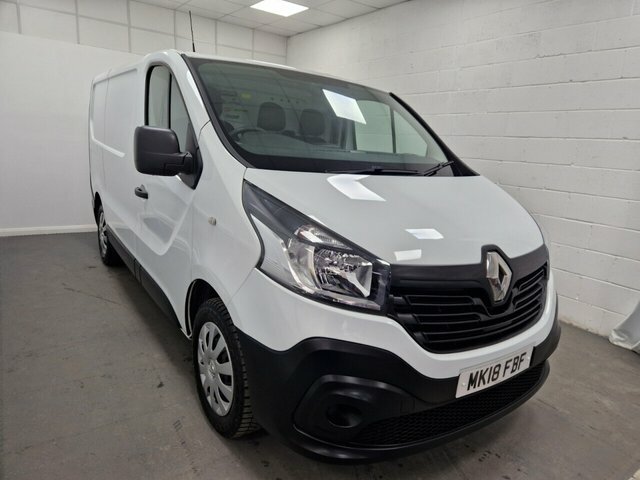 Compare Renault Trafic 1.6 Sl27 Business Energy Dci 125 Bhp MK18FBF White