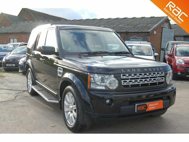 Compare Land Rover Discovery 3.0 4 Sdv6 Hse 255 Bhp 4X4 Suv 7 Seater YK12ZTB Black