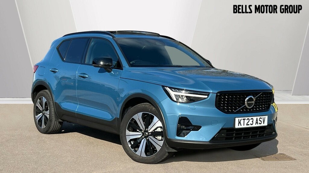 Compare Volvo XC40 Recharge Ultimate, T5 Plug-in Hybrid, KT23ASV Blue