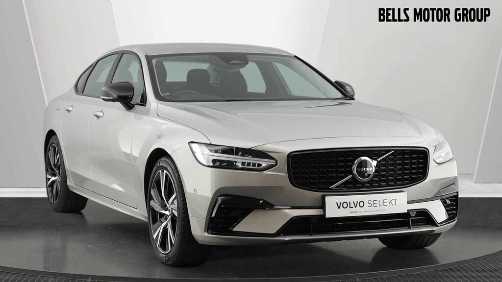 Compare Volvo S90 T8 Recharge Plus Dark OW73KGP Silver