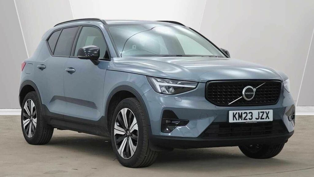 Compare Volvo XC40 T5 Recharge Ultimate Dark KM23JZX Grey